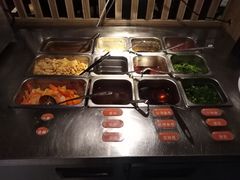自助取餐区-严厨老坛酸菜鱼(吴江万宝店)