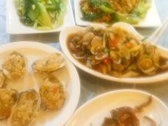 -覃记海鲜美食餐厅