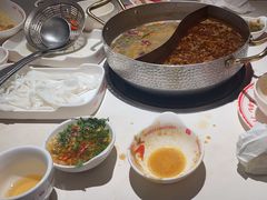 -八合里牛肉火锅(上海世茂广场店)