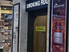 -班达拉奈克国际机场