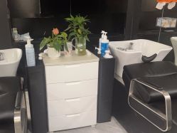 -简法造型·品牌形象店
