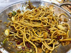 -江城燕子大排档(江汉路步行街店)