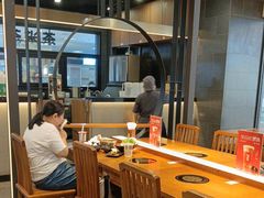 -呷哺呷哺(常营华联店)