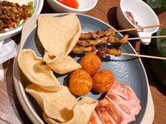 星光夜市小吃拼盘-云海肴·汽锅鸡·云南菜(领展购物广场·中关村店)