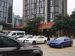 -赛马场美食城