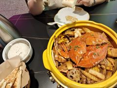 -多嘴超级肉蟹煲(中东店)