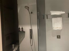 -万泊酒店(长沙五一广场国金中心店)