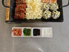 -豚妈妈汤饭·部队锅(南京东路店)