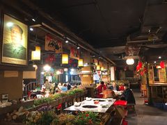 -佬革命主题火锅(玉沙路店)