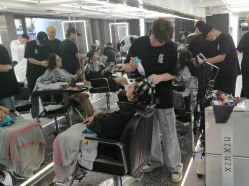 -厘里·salon