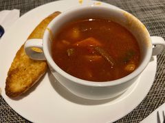 罗宋汤配奶香片-半秋山西餐厅(巴南万达广场店)