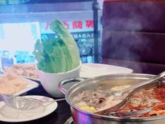 -六合里雄记汕头牛肉火锅(东门店)