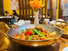 -隔壁老王·家常云南菜(皇冠店)