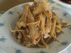 -小六农家乐(崇明西沙湿地店)