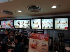 -麦当劳(华融店)