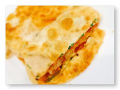葱油抛饼-大铁勺酒楼(宾水西道店)