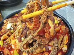 -伟伟羊杂馆