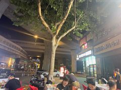 -老街烧烤大排档·地道湖北菜·龙虾馆(汉口火车站店)