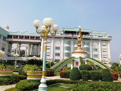 -卷心菜和避孕套餐厅(Pattaya)
