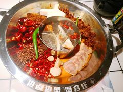 -贤合庄卤味火锅(时代广场店)