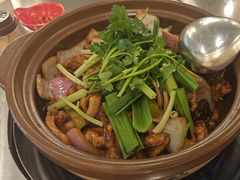 -胡须佬鸡煲四季火锅店(石厦西村直营店)
