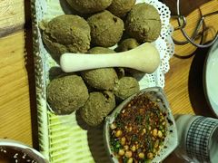 -野山舂·贵州现舂酸汤火锅(鸿通城店)