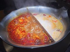 -湊湊火锅·茶憩(南京东路悦荟店)