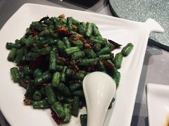-御花园·粤菜·海鲜火锅(中山公园店)