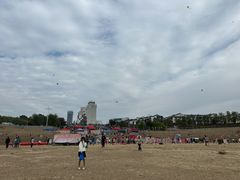 -巴陵广场