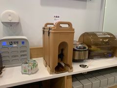 -老乡鸡(亳州路天庆大厦店)