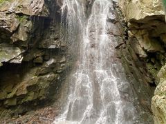 -藏龙百瀑风景区