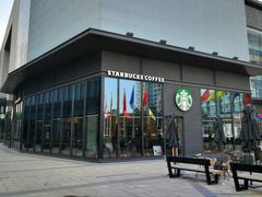 -星巴克臻选(惠州华贸天地1楼店)
