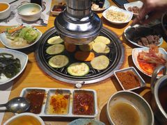 -唯成•韩国炭火烤肉 유성고기