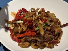 -一坐一忘云南菜(嘉里中心店)
