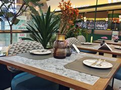 -芭莉与彩虹西餐厅(成都合生汇店)