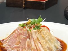 -艳阳天民俗村(公园路店)