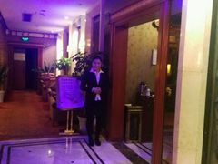 -花湖会所·高端水疗商务泡浴SPA(高新店)