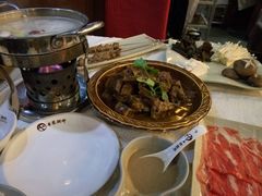 -羊家胡同·龙虾烧烤火锅(龙汇路店)