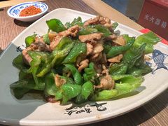 -肖四女乐山跷脚牛肉(世博源店)