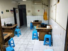 大堂-石灰市毛记烧鸡公(解放碑店)
