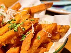 -JINNS锦时 steak&pizza(浸信会礼拜堂旧址店)