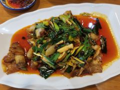 蒜苗回锅肉-易老妈蹄花.特色川菜(人民公园总店)
