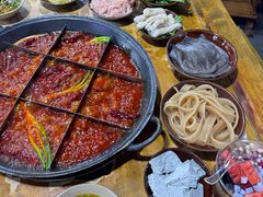 -正南齊北重庆老火锅(光华村直营店)