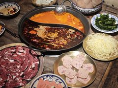 -旧街市鲜货老火锅(大光路店)