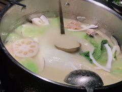 -凤园椰珍·臻品椰子鸡(保利时光里店)