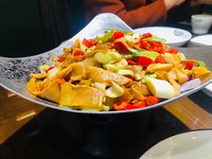 -东口码头·烧鸽子·鱼头泡饼·地方菜(金鹰悦城店)