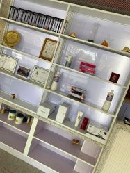 -PE SALON