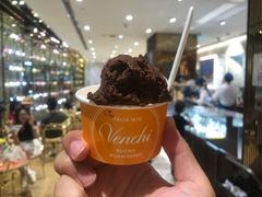 -VENCHI 闻绮(北京国贸商城店)