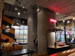 大堂-机器人火炉披萨(爱琴海店)