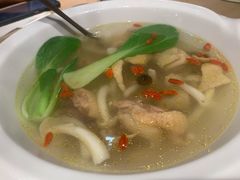 海南椰子鸡汤-云天楼国鼎喜宴中心(国鼎店)